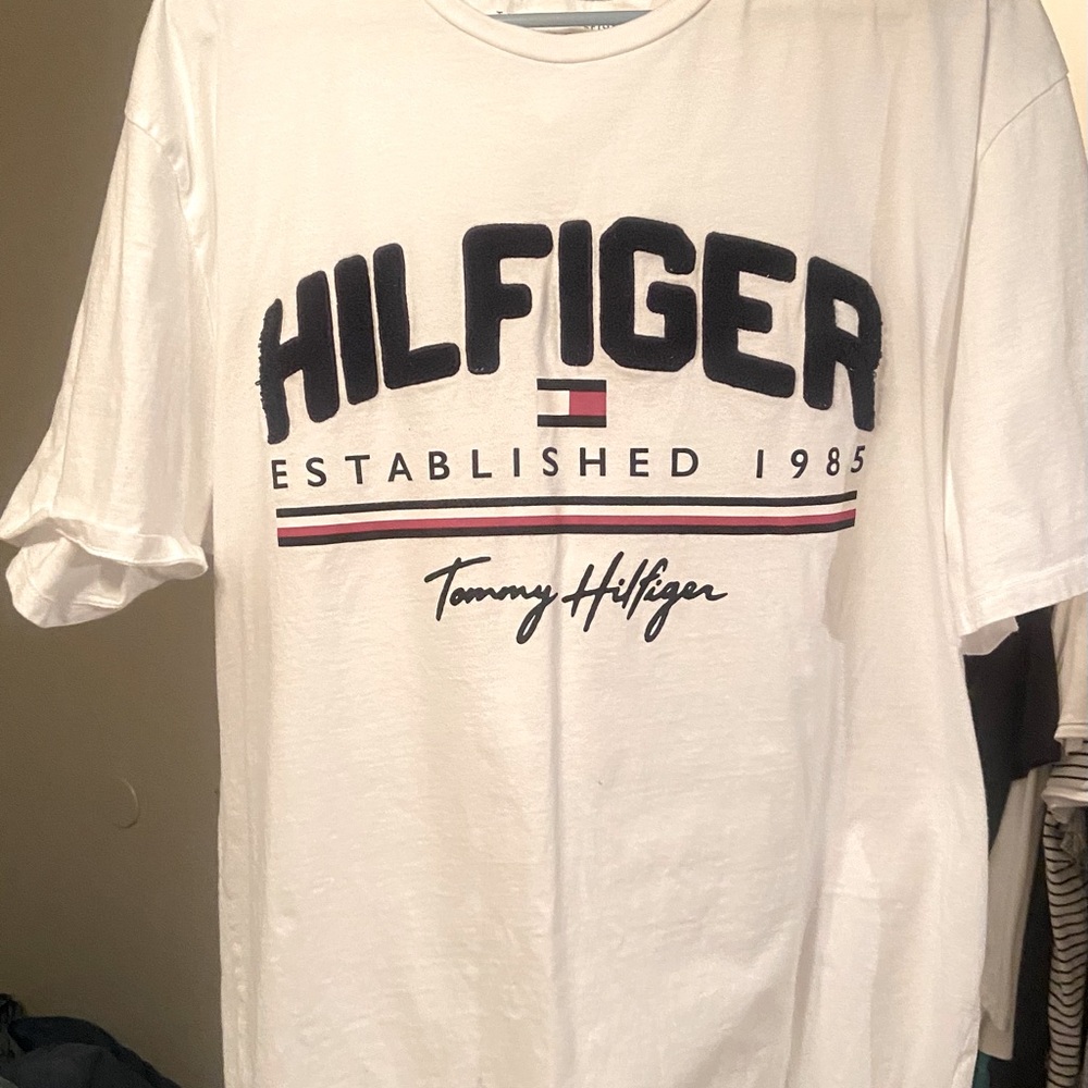 Tommy Hilfiger signature TShirt